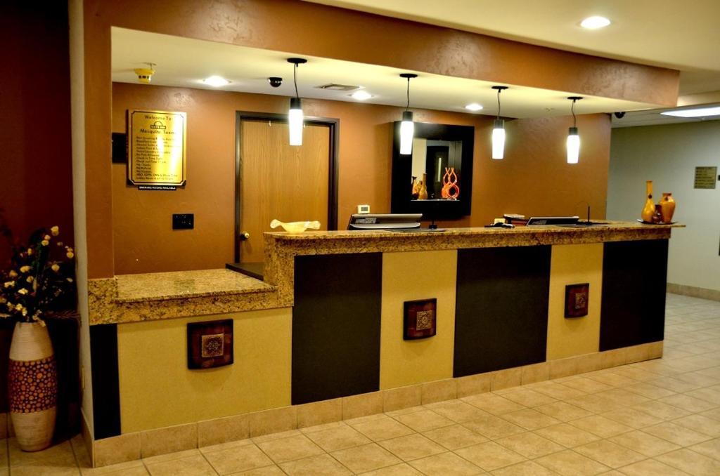 Days Inn Mesquite Rodeo Exterior foto